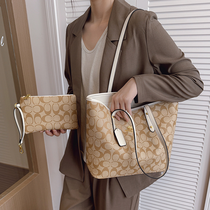 Luxury Designer Women's Should - огляд і ціна Luxury Bags Made