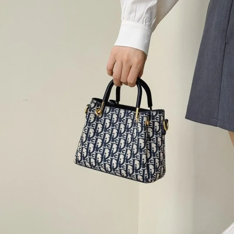 Elegant Ladies Tote Bag Handba - огляд і ціна Luxury Bags For Sale
