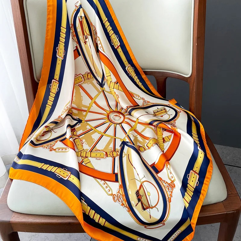 Luxury Design Skinny Silk Squa - огляд і ціна Luxury Bags Made