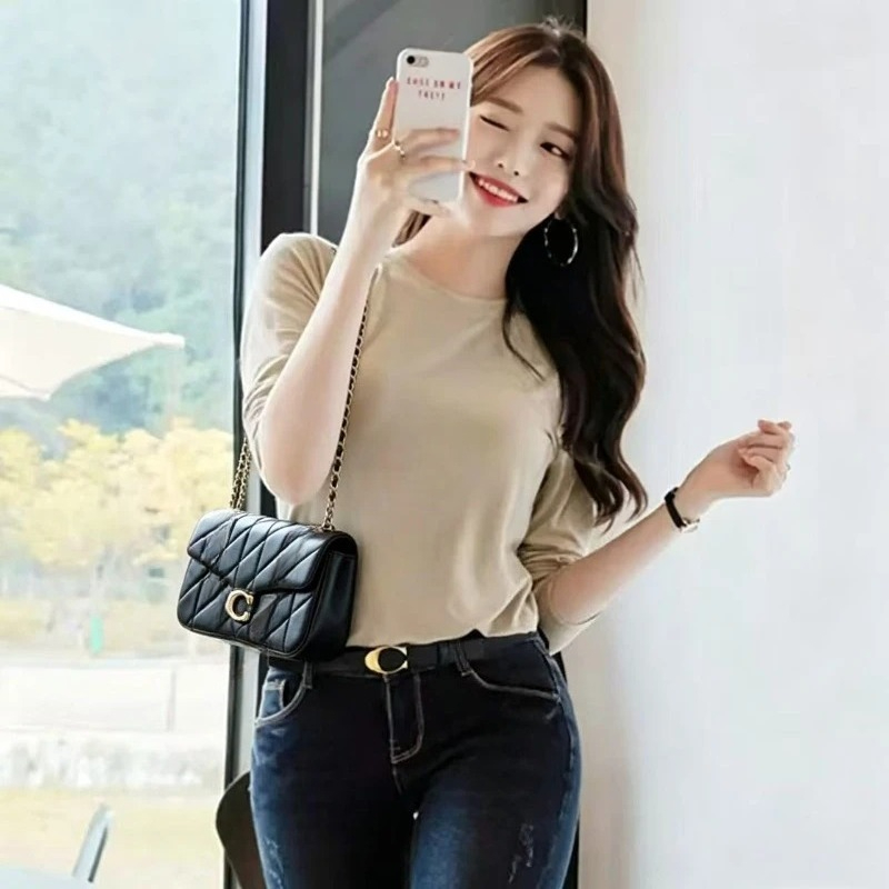 Luxury Women's Crossbody Bag P - огляд і ціна Luxury Bags For Sale