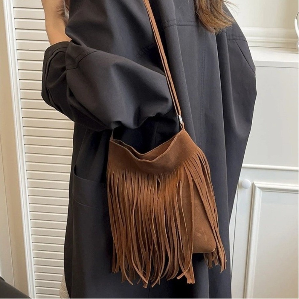 Vintage Suede Fringe Crossbody - огляд і ціна Bucket Bag Suede