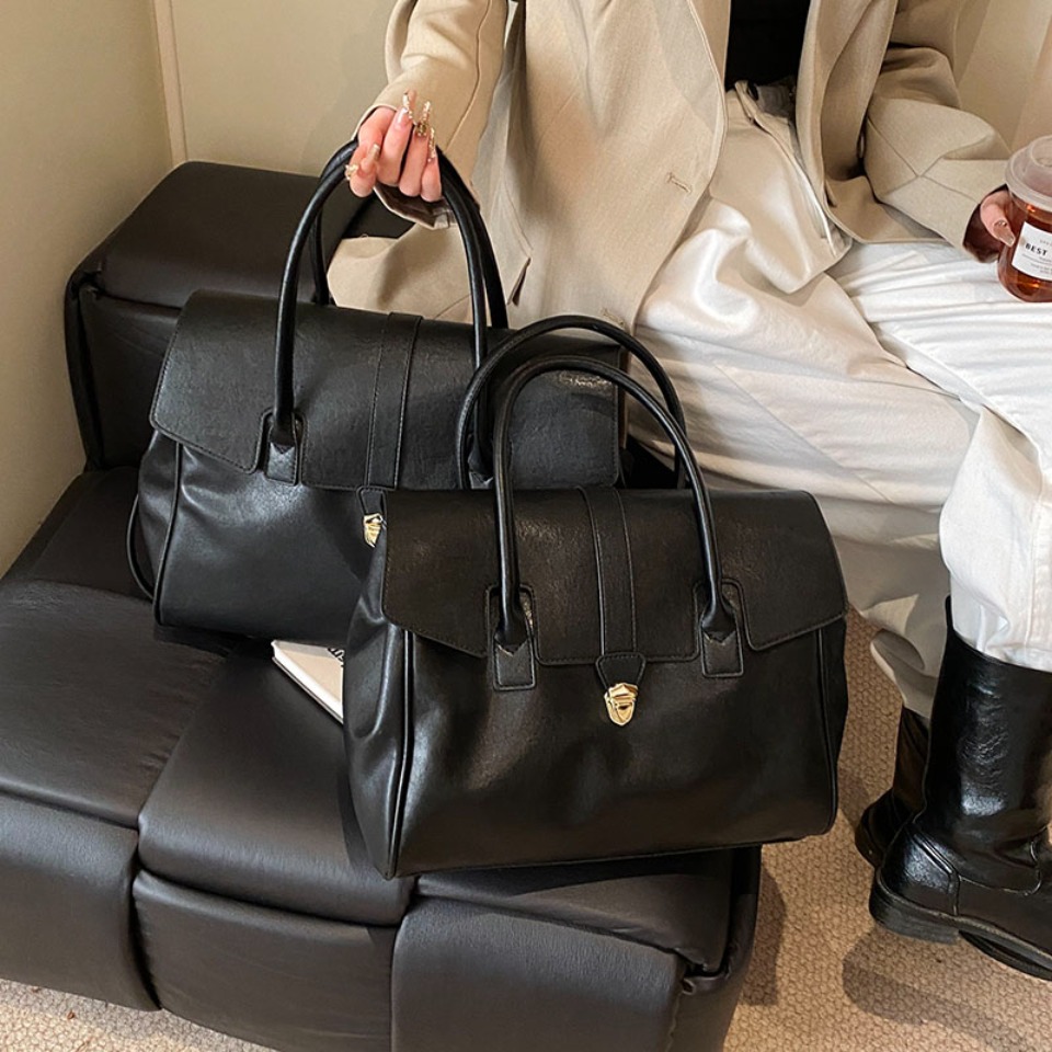 Luxury Large Capacity Boston W - огляд і ціна Luxury Bags Made